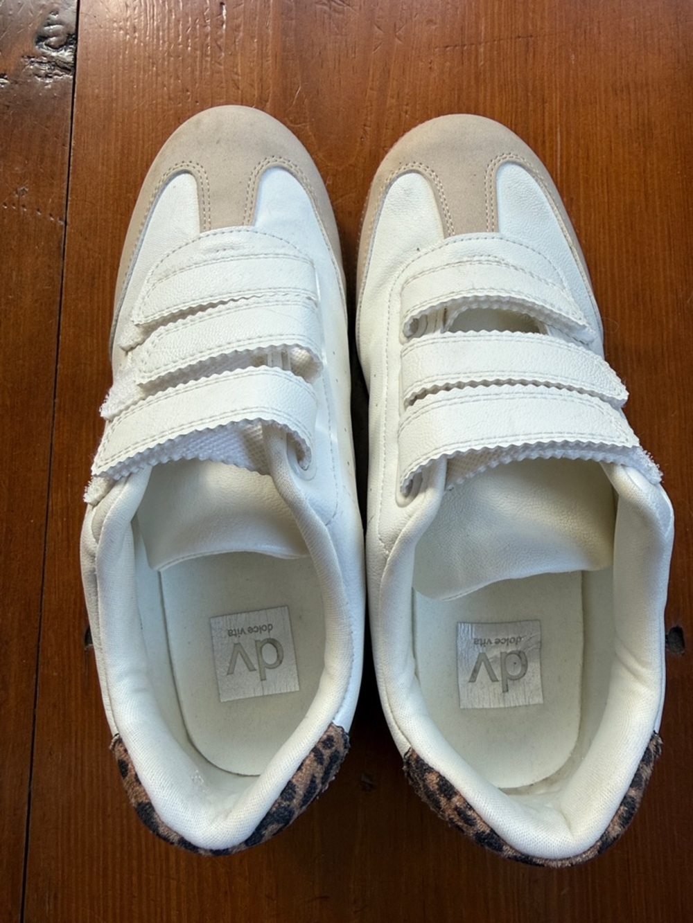Dolce vita sneakers size 7.5